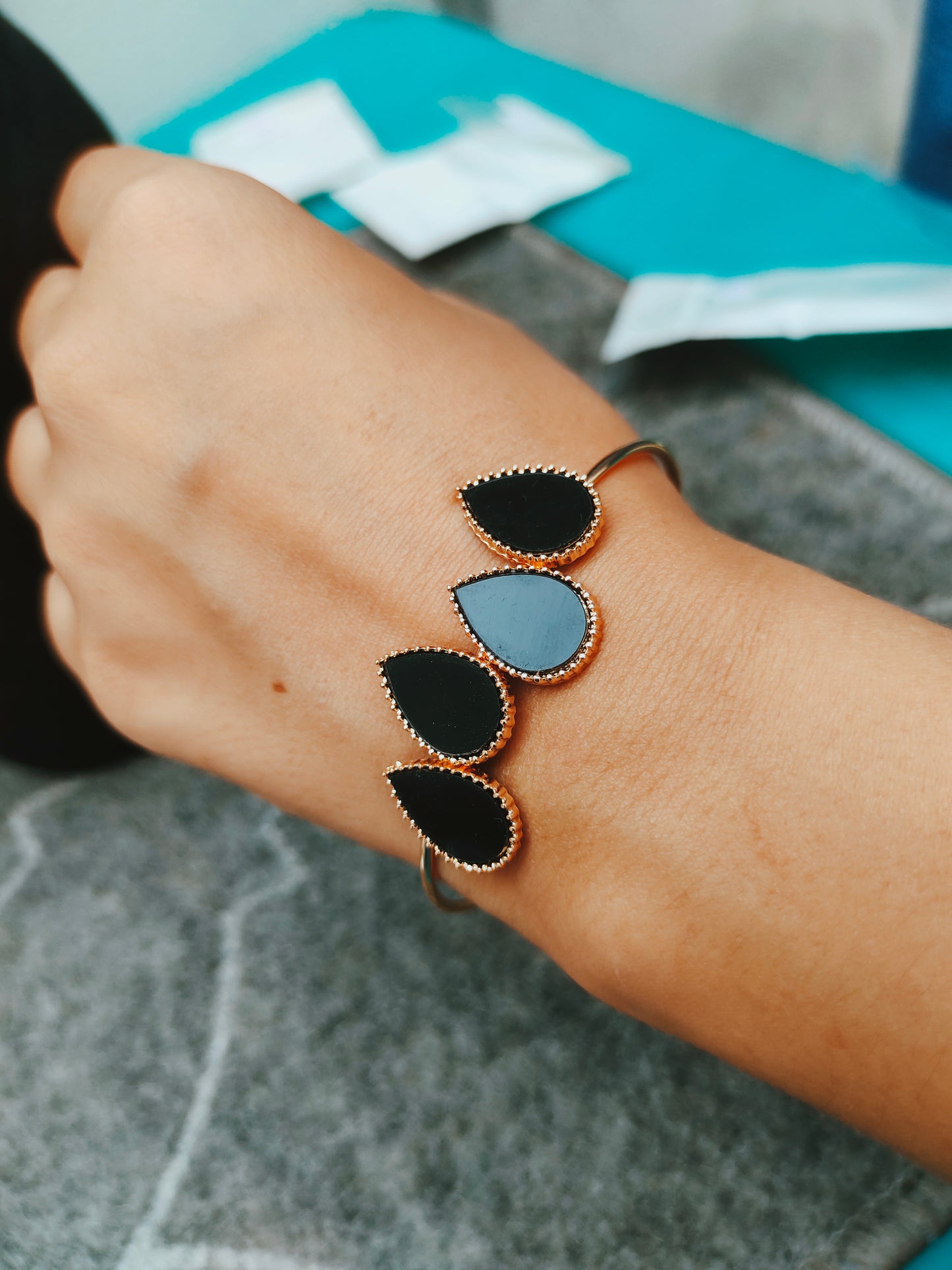 Affordable Luxury bracelet for Women | Shop Latest Jewelry Trends flat 50% off