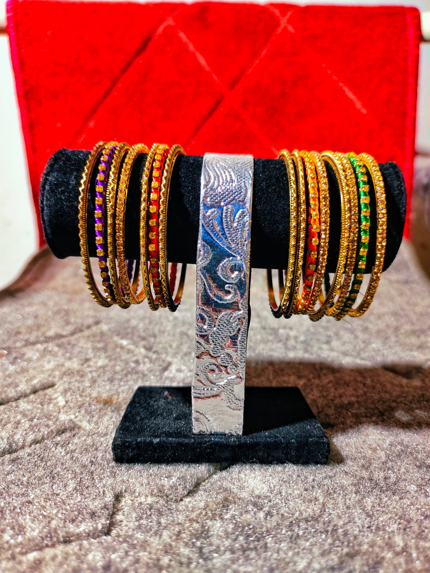 Elegant, Ethnic, Everyday | Bangles Now at Flat 50% Off