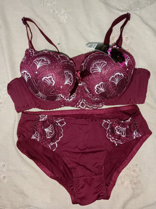 Premium Padded Foam Bra and underwear – Up to 50% Off for a Limited Time