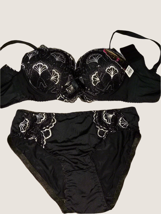 Premium Padded Foam Bra and underwear – Up to 50% Off for a Limited Time