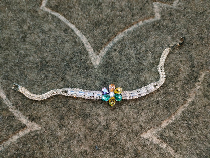 Luxury Bracelets for Women | Crafted with Precision and Beauty flat 50% off