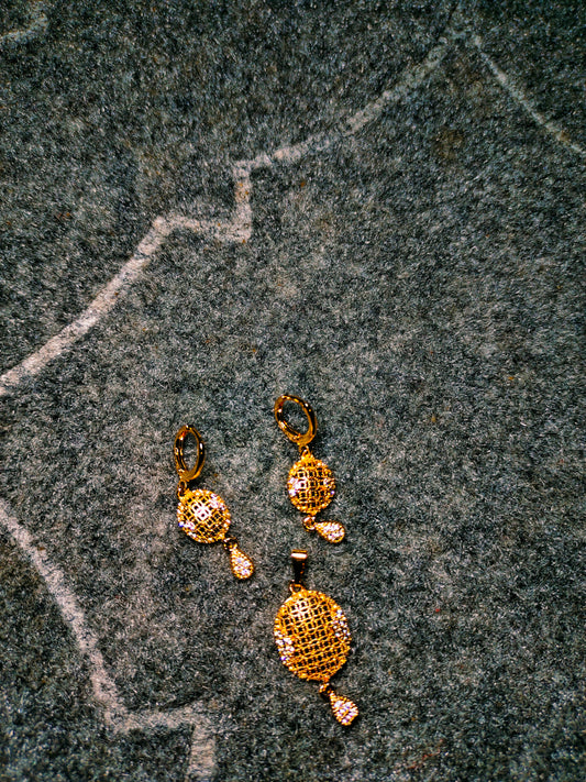 Earrings & Lockets Sale | Flat 50% Off on All Jewelry Pieces