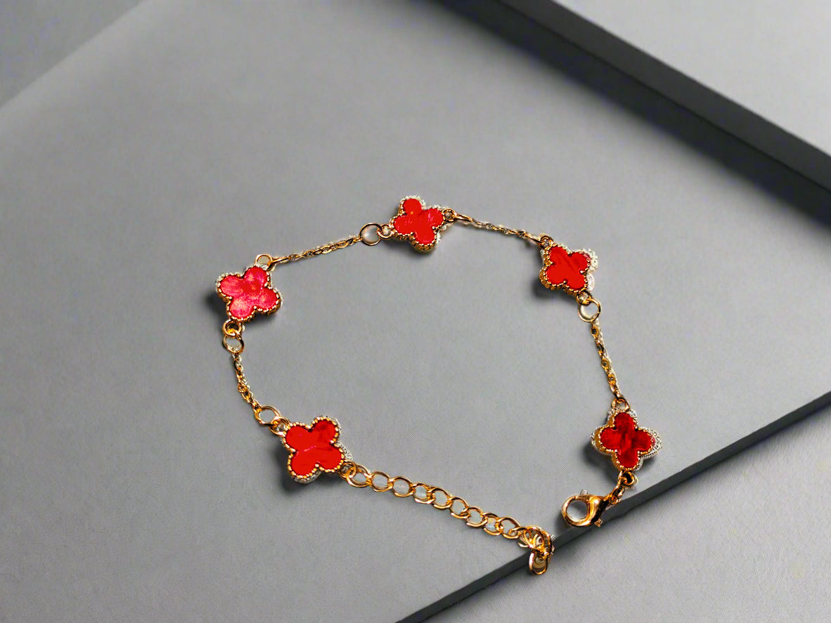 Shop Women's Bracelets Online | Gold, Silver & Diamond Styles at flat 50% off