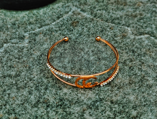 Fashion Bracelets for Women | Elegant Accessories to Elevate Your Style flat 50% off