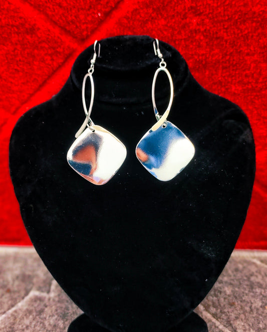Shop Earrings Online — Now at Flat 50% Off!
