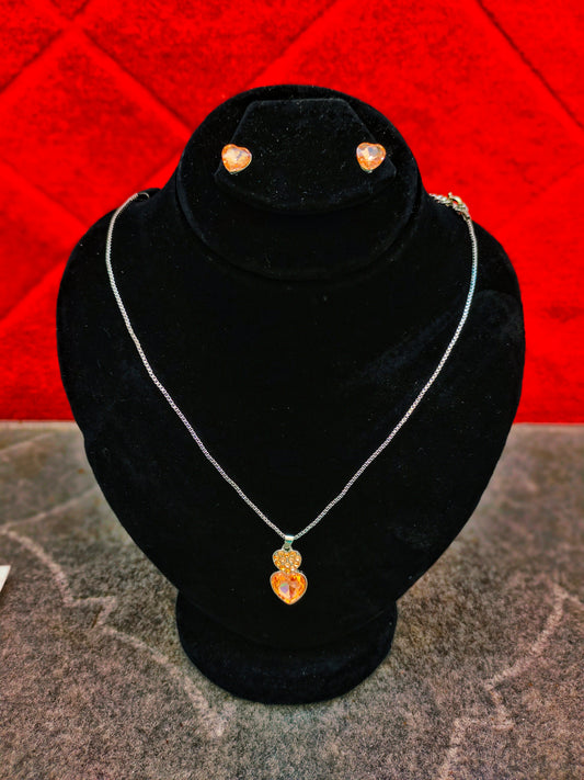 On-Trend Necklaces set for Women | Fashion-Forward Designs upto 50%off