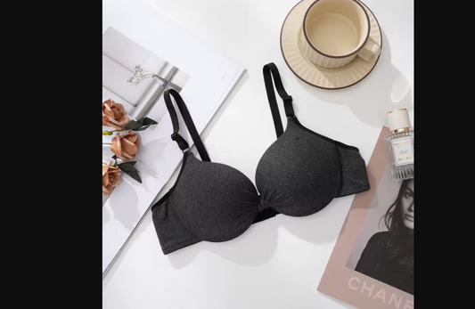 Foam padded Push-Up Bra with Lace Detailing – Upto 50% Off