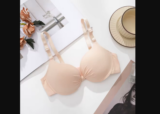Foam padded Push-Up Bra with Lace Detailing – Upto 50% Off