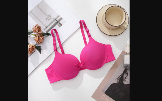Foam padded Push-Up Bra with Lace Detailing – Upto 50% Off