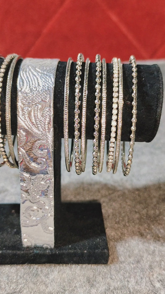 Bangles on Sale – Flat 50% Off | Traditional Meets Trendy